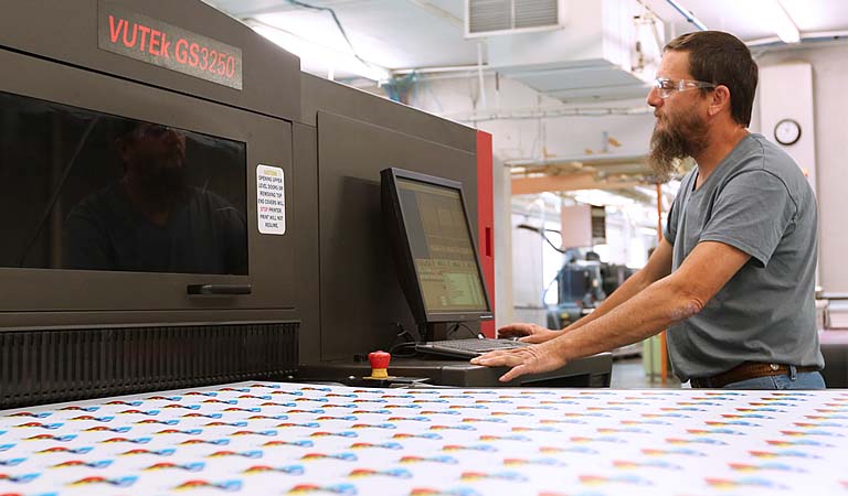 Plastic digital printing capabilities